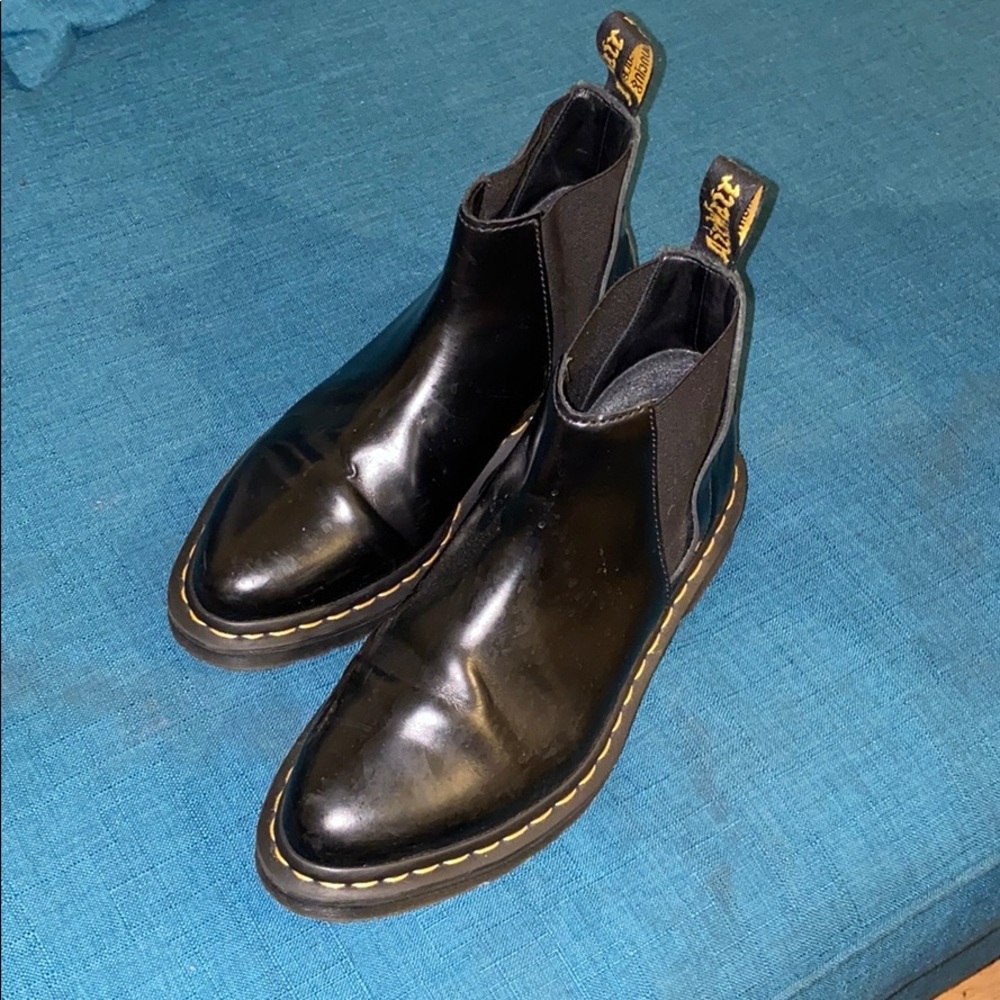 Dr Martens “Bianca” pointed toe chelsea boots